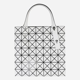 이세이미야케 [시흥점] 6S BB66AG507 11 바오바오 프리즘 매트 토트백 라이트 그레이