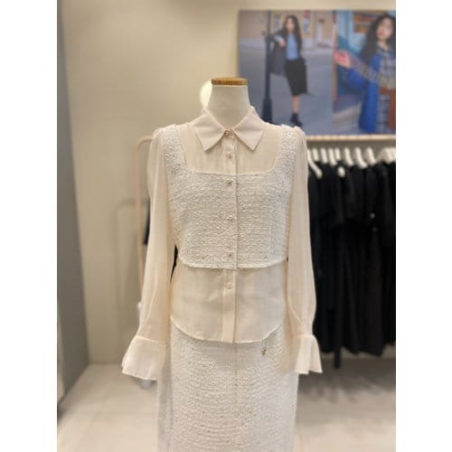 [부산점] 트위드 뷔스티에 칼라 블라우스 GR9A0BL551