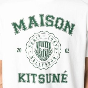 [MAISON KITSUNE] 바시티 컴포트 반팔 티셔츠 KM00143KJ0105 P103