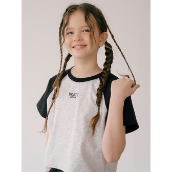 브렛테일러 배색 래글런 크롭티