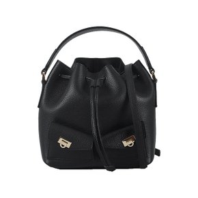 [시흥점] 26SS 허그 멀티포켓 버킷백(785878) (220915 0785878)