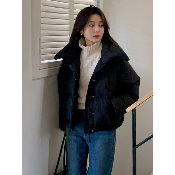 Folded Collar Short Down Padding Black AT5JUF056BK