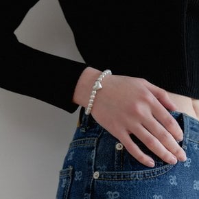 ANC VOLUME HEART PEARL BRACELET_SILVER