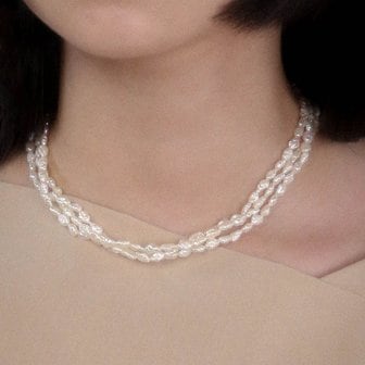 베이크드알래스카 [N240106] Ugly Wiggly Pearl Necklace