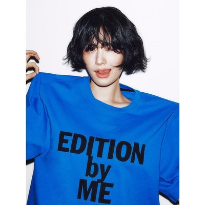 이비엠 에디션바이미샤 [7차 리오더] 오버핏 레터링 티셔츠 EMP3WTS070