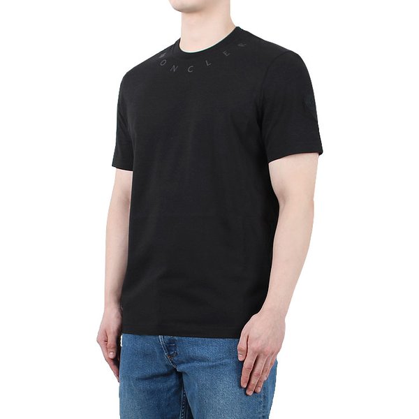 [시흥점] 26SS 넥라인 로고 반팔티 (8C00017 89AYW 999)