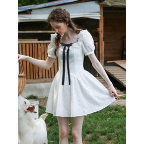 Cest_Romantic white ribbon dress