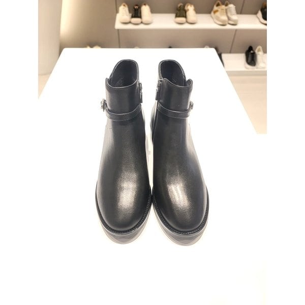 [부산점] 여성 미들굽 앵글부츠(FRB507KS10)