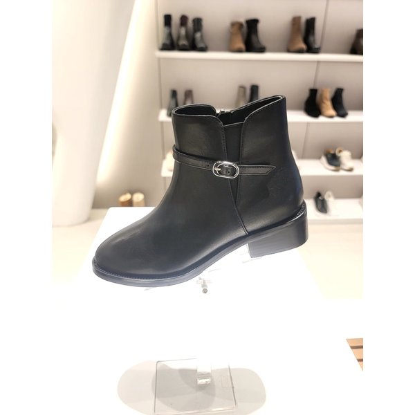 [부산점] 여성 미들굽 앵글부츠(FRB507KS10)