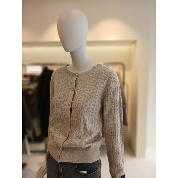 [여주점] 씨씨콜렉트 라운드넥케이블니트가디건 E261ksl111