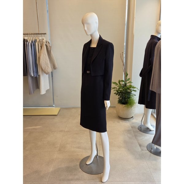 [여주점] [더 아이잗] 여성 스퀘어 H라인 원피스 +재킷 세트(IS3A0OP041)