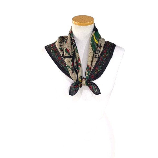 [와이제이] 패롯 프린팅 스카프