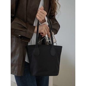 Demure Bag _ Black