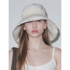 SHIRRING BUCKET HAT, CREAM