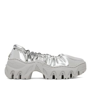 SSENSE 익스클루시브 실버 보카치오 II 발레리나 플랫 슈즈 S22-B-025 Brushed Silver