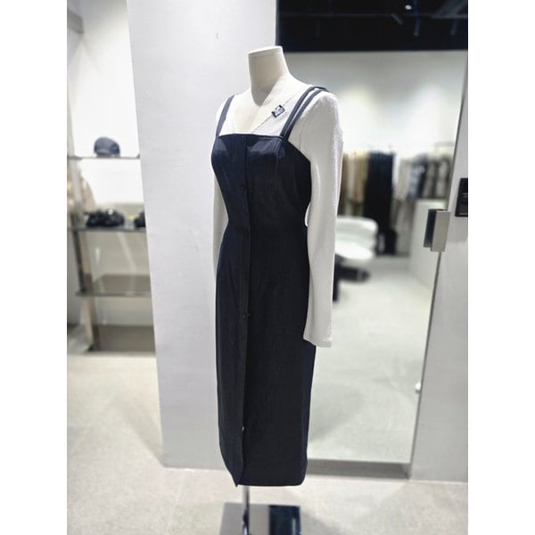 [여주점] 레터링 자수 포인트 등판 트임 롱 원피스 EQ4WO961