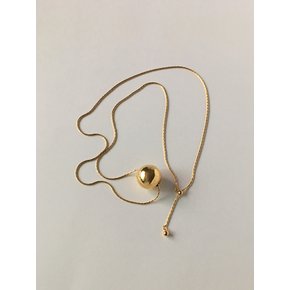 ball necklace