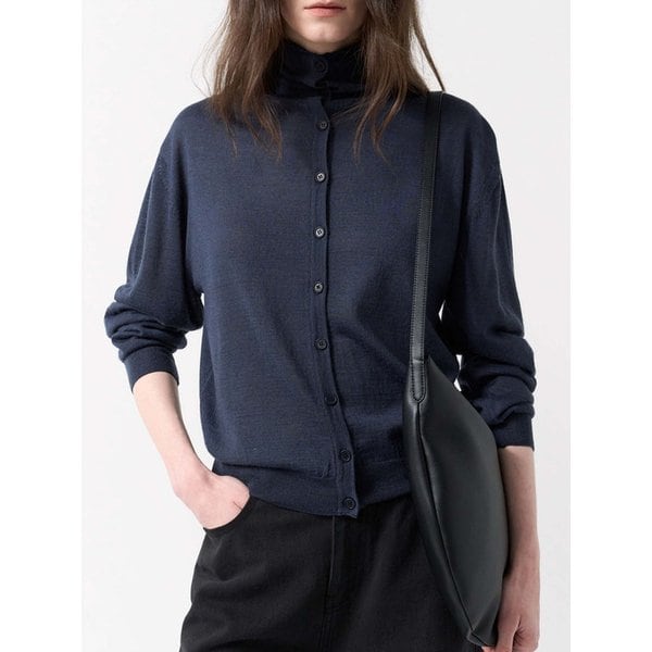 투웨이 울 혼방 하이넥 니트 가디건-네이비