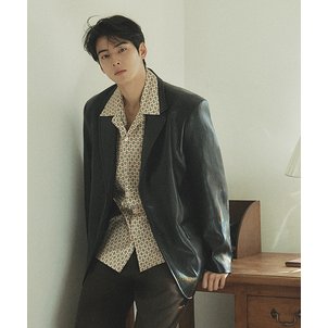 리버클래시 [25SS][차은우 PICK] LLM31518 아이보리 오픈칼라 프린팅 아트웍 반팔 셔츠