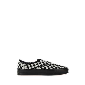 26SS 반스 프리미엄 어센틱 44 EK VN000EJC 1KP BLACK