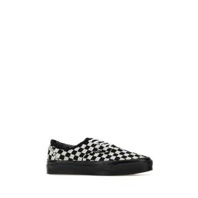 26SS 반스 프리미엄 어센틱 44 EK VN000EJC 1KP BLACK
