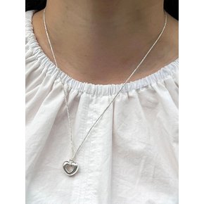SWIMMING RING STRING NECKLACE (HEART)