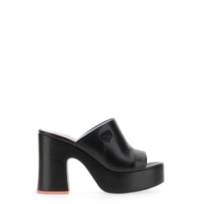 SS22 키아라 페라그니 Pumps EYELIKE SANDAL BLACK CF2936_001