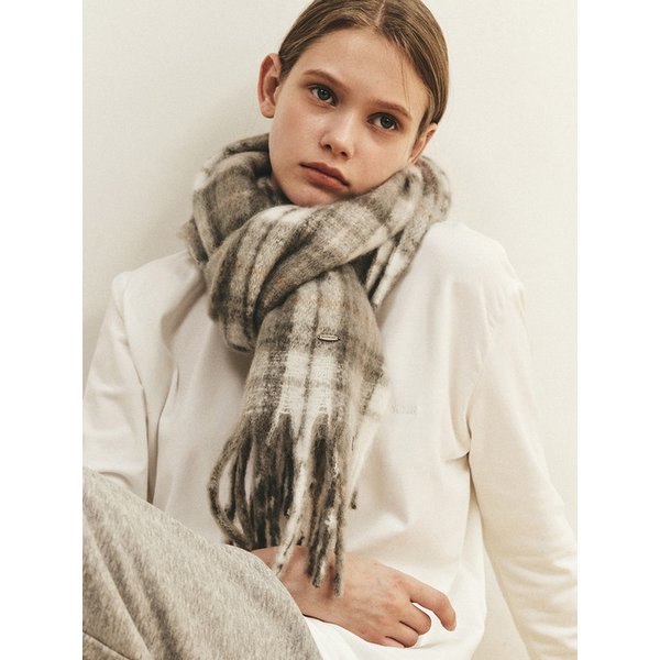 SOFT CHECK FRINGE MUFFLER_KHAKI