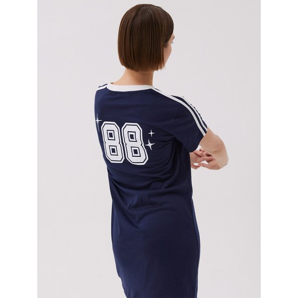 풋볼 라인 배색 원피스 네이비