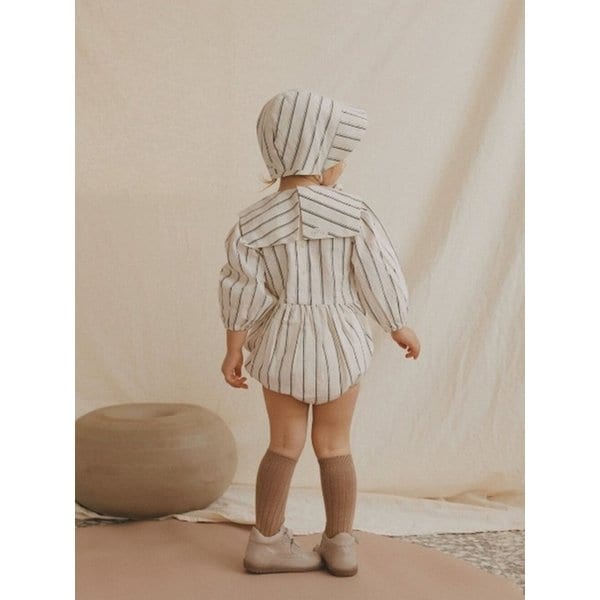 Mono stripe bodysuit