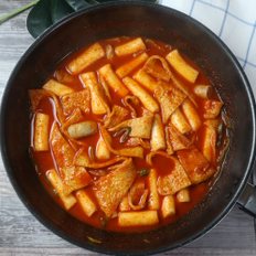 자연미가 국물떡볶이(밀떡+소스+어묵) 2.24kg(560gx4팩) /mbd