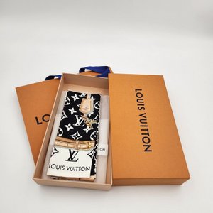 LOUIS VUITTON 스카프 모노그램 컨피덴셜 방도 블랙 M78656 M78656