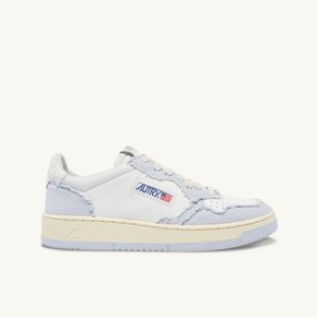 [AUTRY SNEAKERS]오트리 스니커즈/MEDALIST LOW SNEAKERS CB LIGHT BLUE CB10/UYD1M70008A84