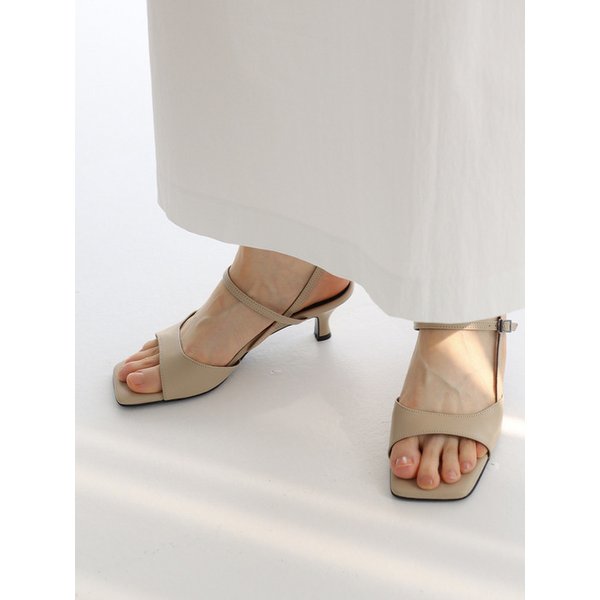 Essential Sandal_26046_beige