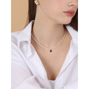 Oval Stone Pearl Necklace