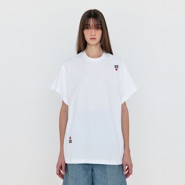 EENK WICKY Graphic T-Shirt - White