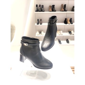 소다 [부산점] 여성 심플 앵글부츠(FRB502KS10)