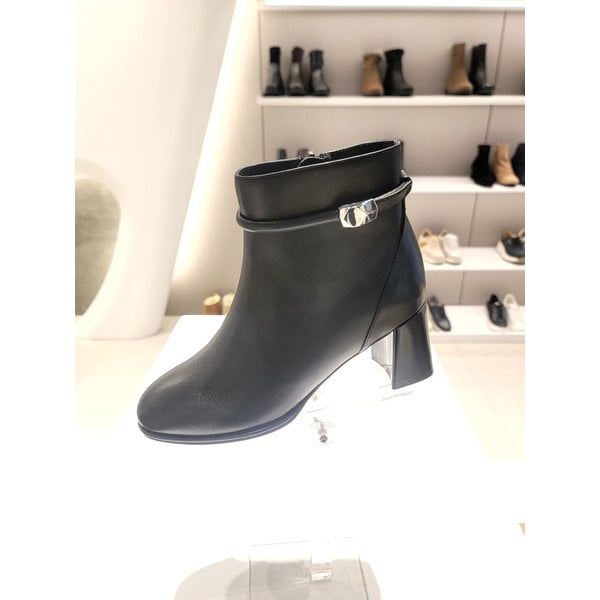 [부산점] 여성 심플 앵글부츠(FRB502KS10)