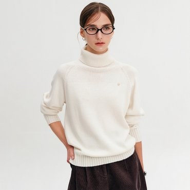 룩캐스트 로모 터틀넥 울 니트_아이보리 / LOMO TURTLENECK WOOL KNIT_IVORY