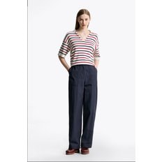 T22F1KTO073WT1 스트라이프 오픈 카라 스웨터