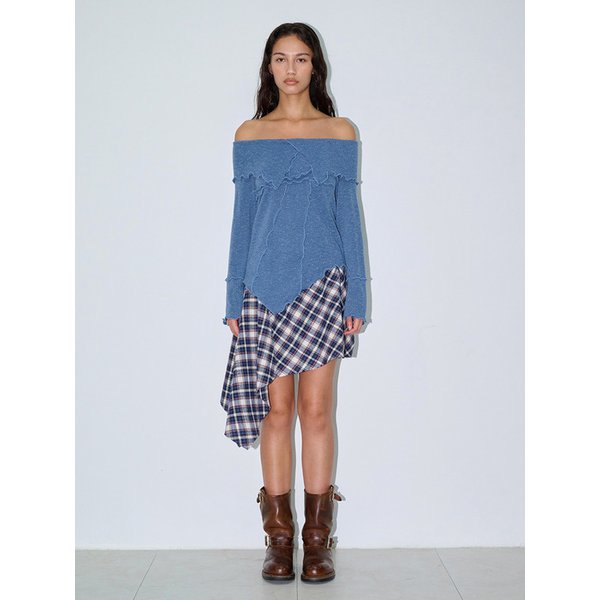 GRUNGED OFF-SHOULDER SWEATER, BLUE