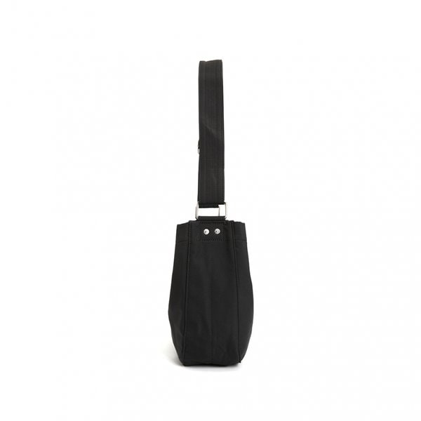 [부산점] 저널 로고 스몰 크로스백 PSAKR M67010 LZZ (남여공용)