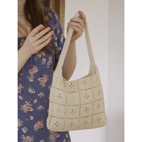 No.05 / Lily Bag _ Cream