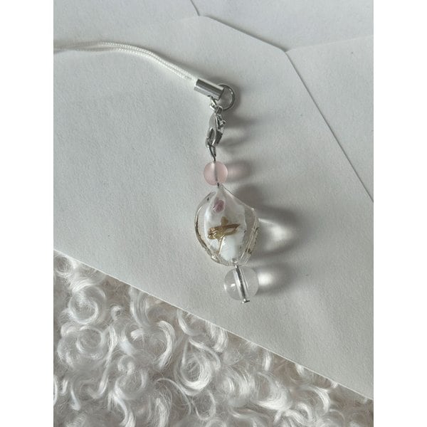 Hand-made mini flower glass keyring