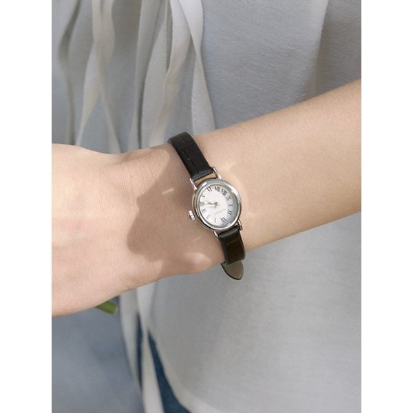 일립스 클래식 레더 와치 - Black