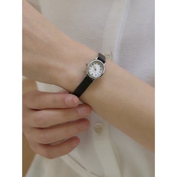 일립스 클래식 레더 와치 - Black