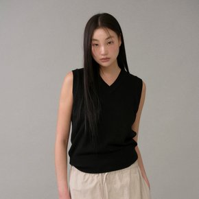 V-neck Sleeveless Knit