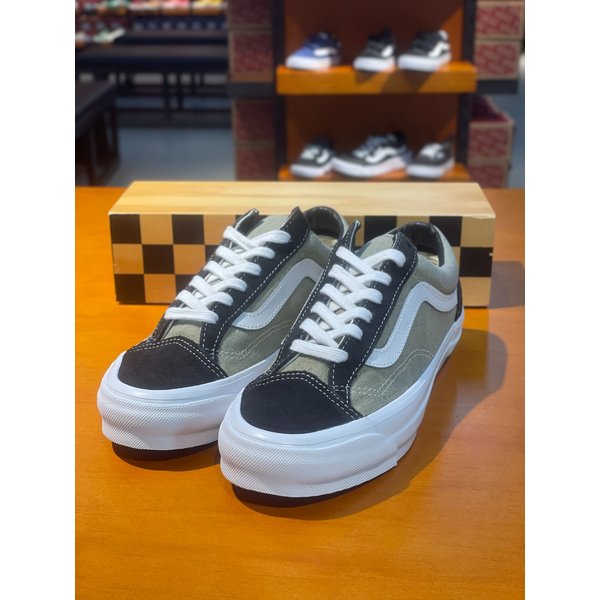 [여주점] (남여공용) 스니커즈 프리미엄 Lx 올드스쿨 36 (베이지) (VN000D57GRN)