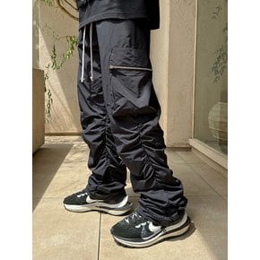 NYLON SHIRRING CARGO PANTS (BLACK)