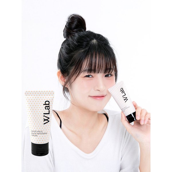 화이트홀릭 퀵 화이트닝 톤업크림 50ml / 1초만에 톤업! 자연스러운 쌩얼완성